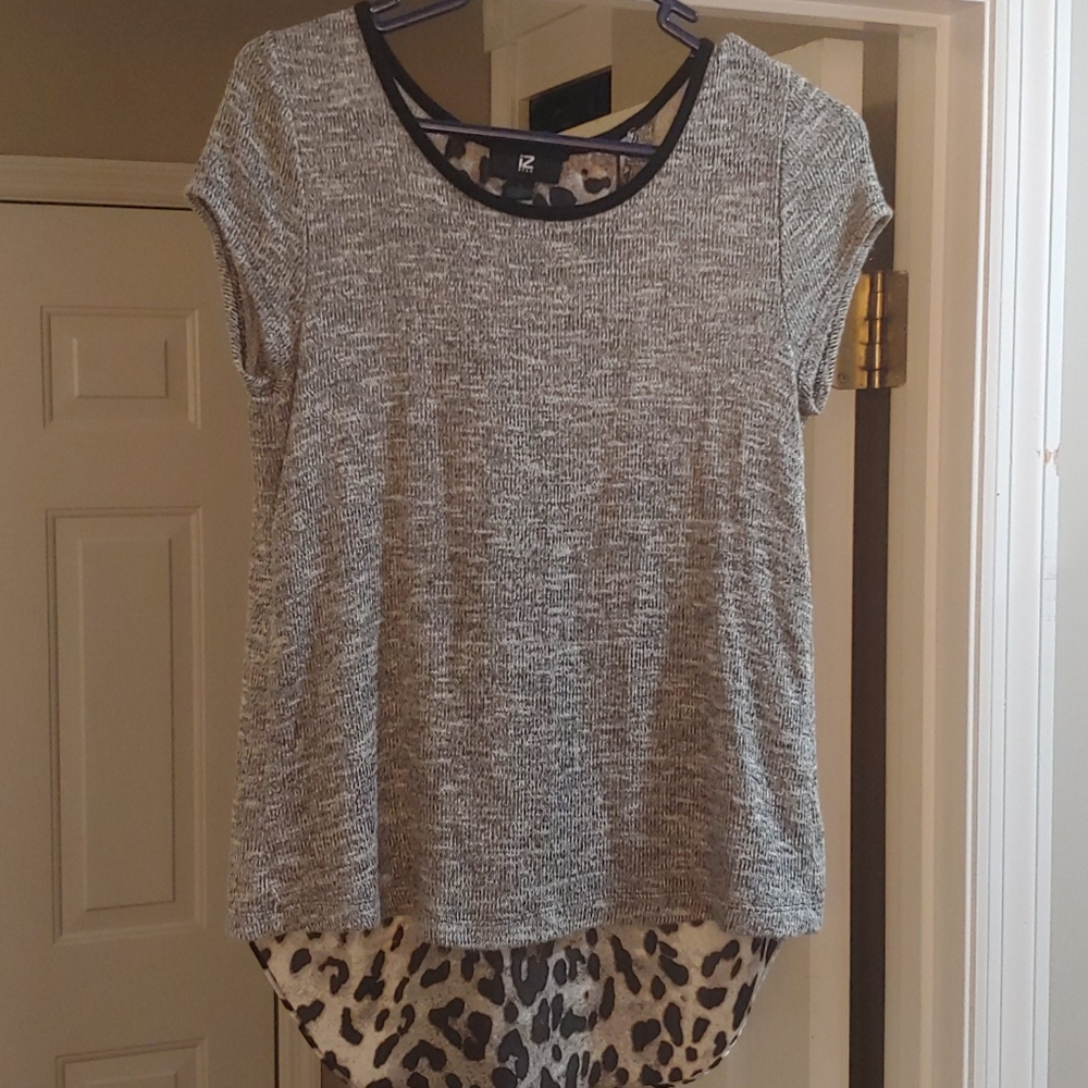 Girls super cute top